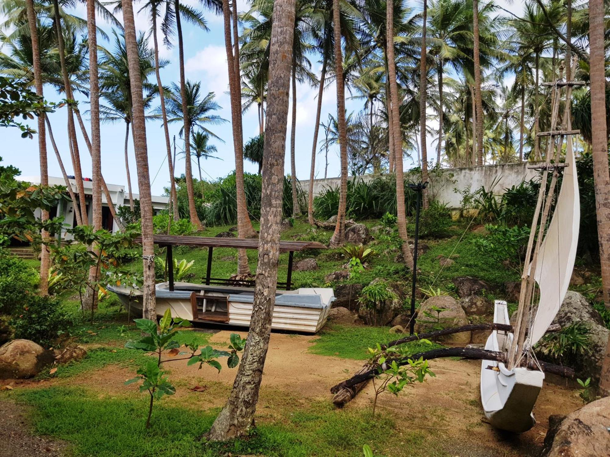 Rumassala Villas ウナワトゥナ エクステリア 写真