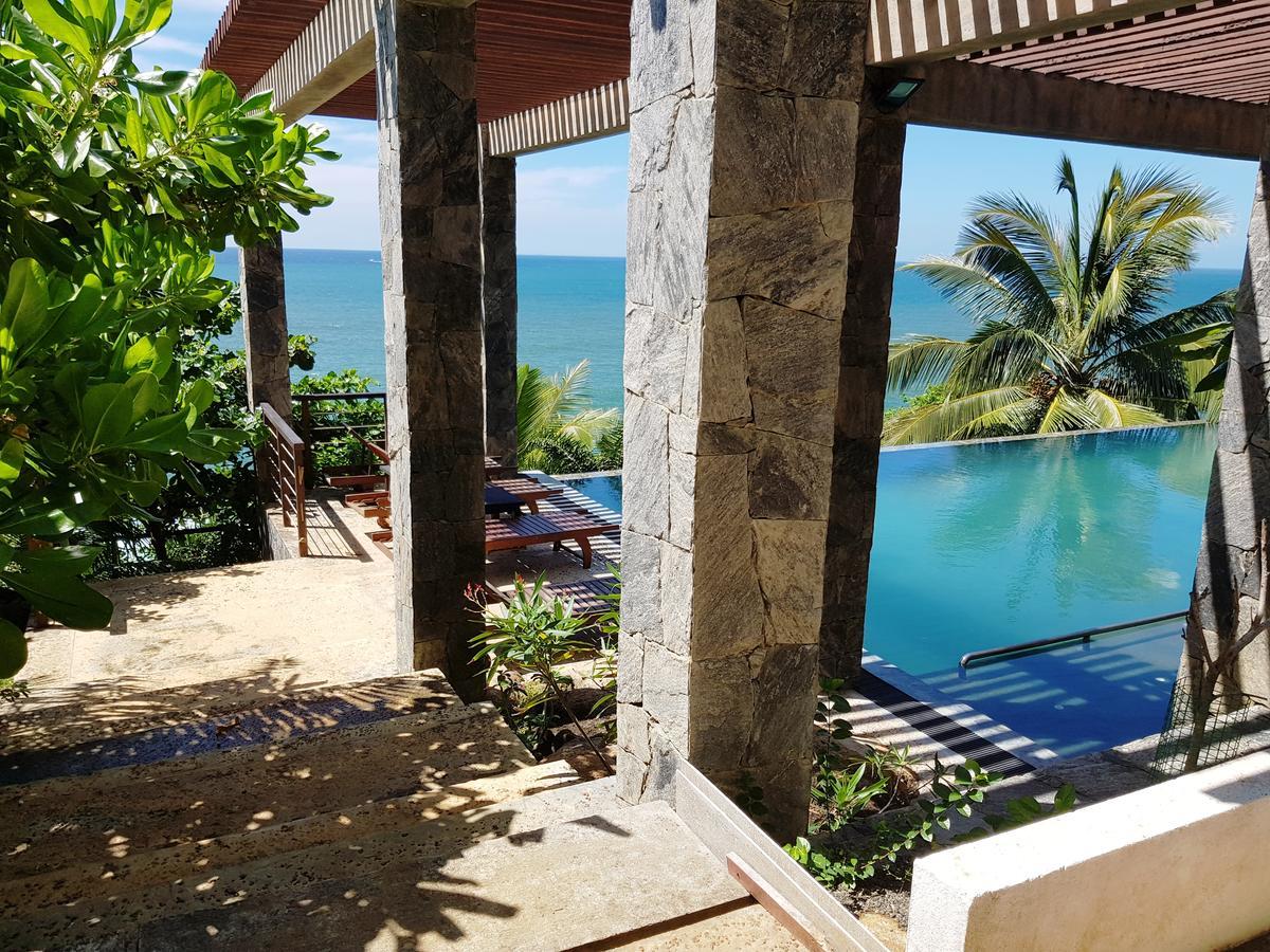 Rumassala Villas ウナワトゥナ エクステリア 写真