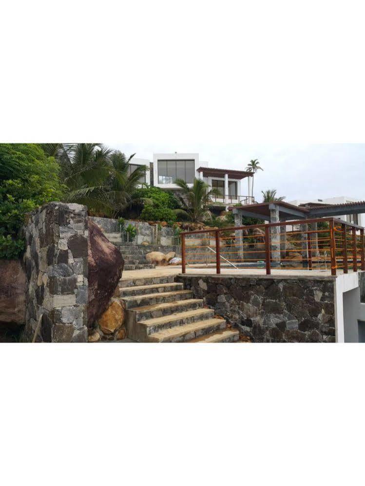 Rumassala Villas ウナワトゥナ エクステリア 写真