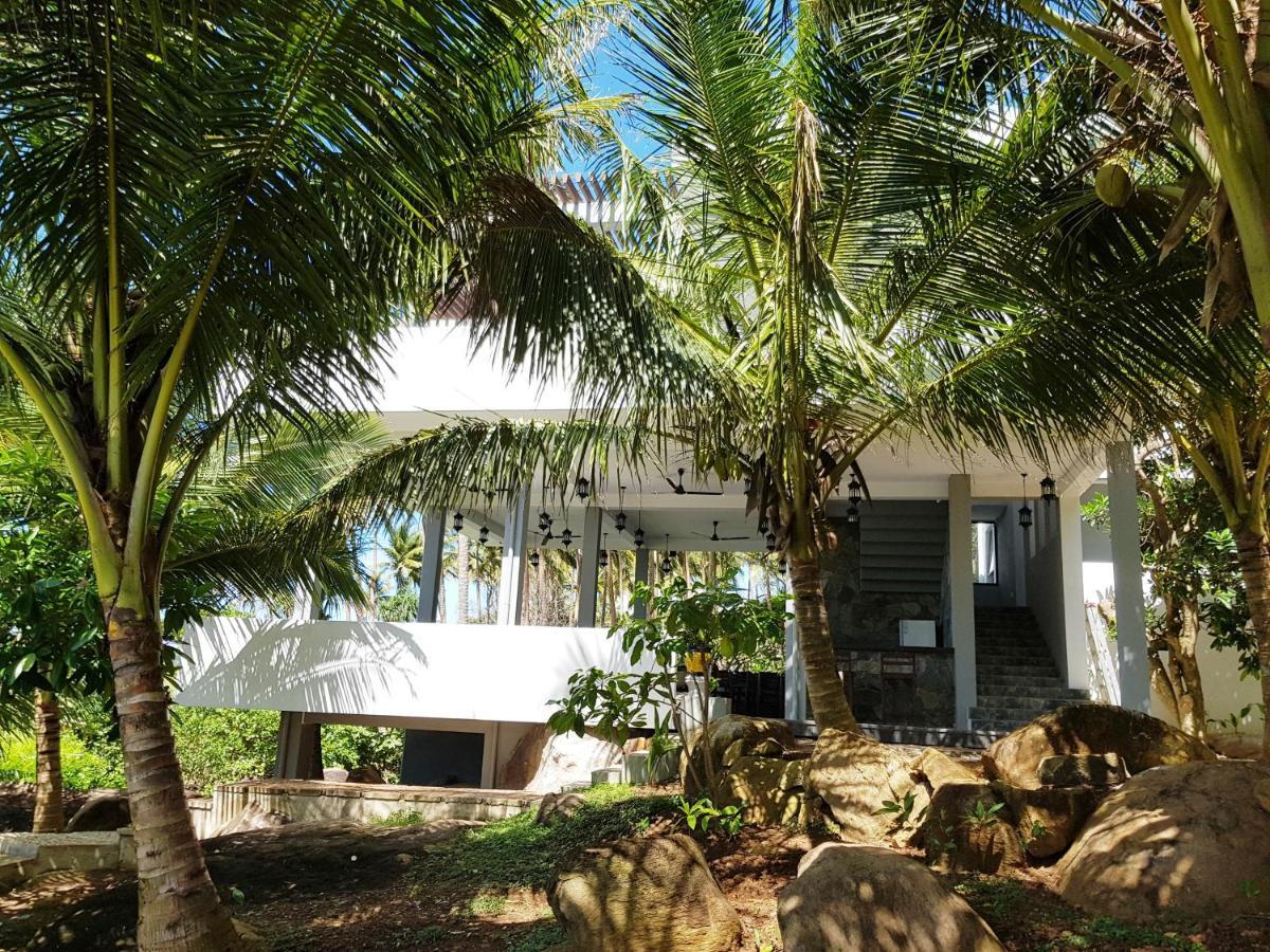 Rumassala Villas ウナワトゥナ エクステリア 写真